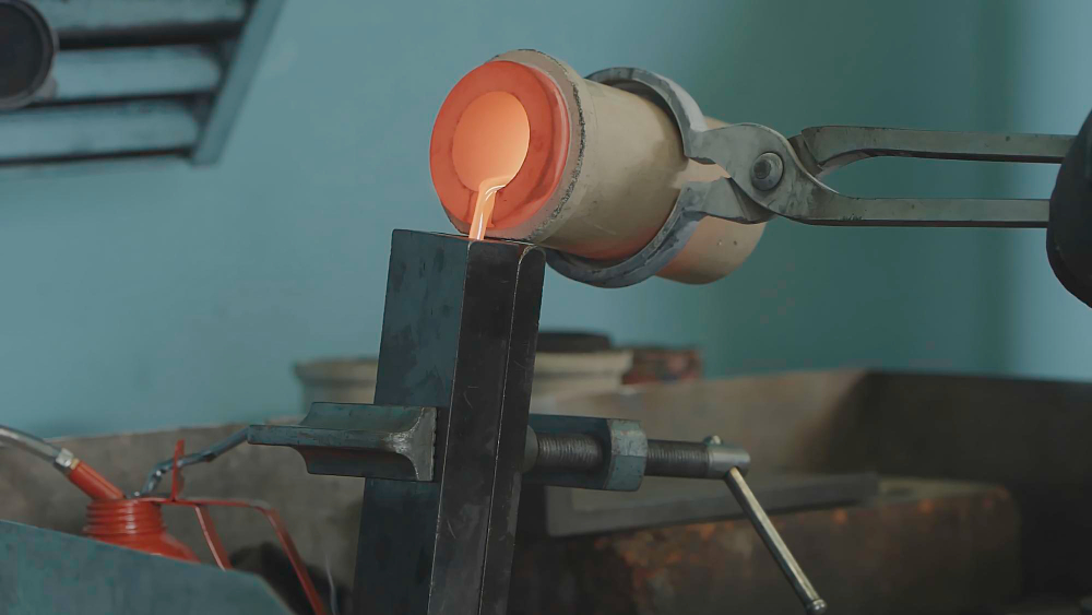 Moulding & casting